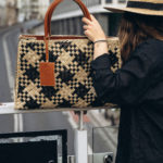 Klasyczna torebka typu shopper BALLY HANDS - czarna w rozmiarze L
