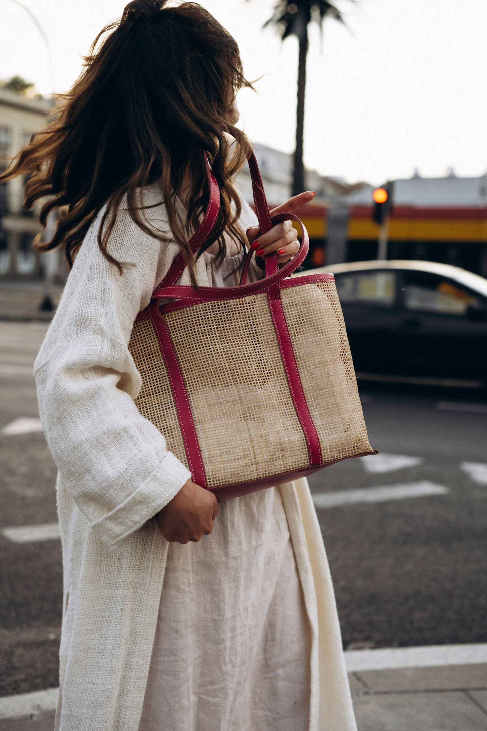 TOTE bag IRMA z rattanu i naturalnej skóry - pink - obrazek 2